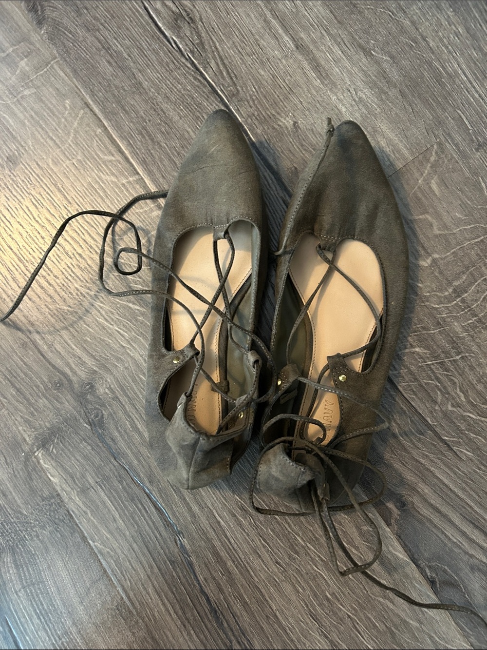 Lace-Up Pointed Toe Flats in Olive Green